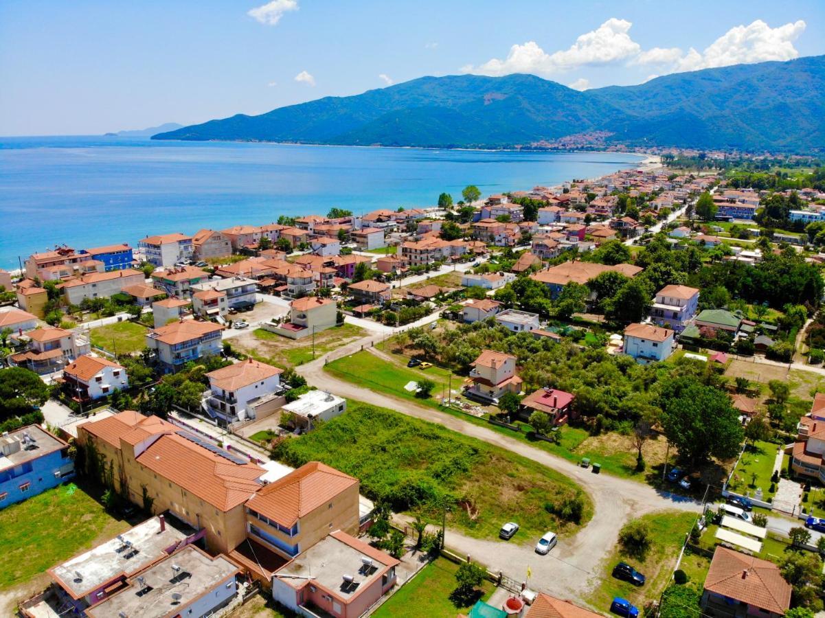 Atlantis Apartments Vrasná Екстериор снимка