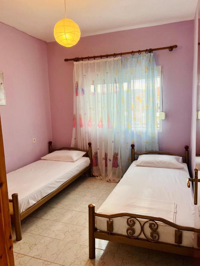 Atlantis Apartments Vrasná Екстериор снимка