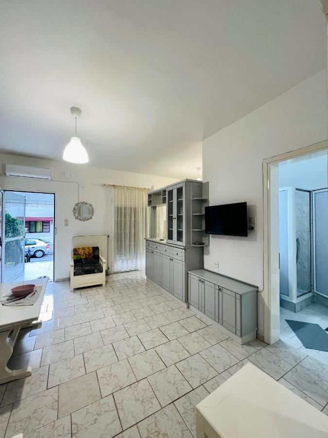 Atlantis Apartments Vrasná Екстериор снимка