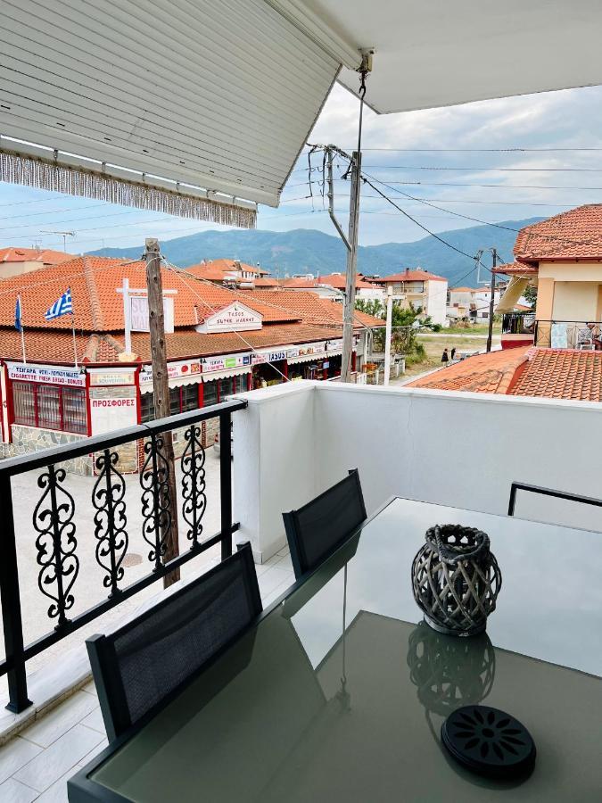 Atlantis Apartments Vrasná Екстериор снимка