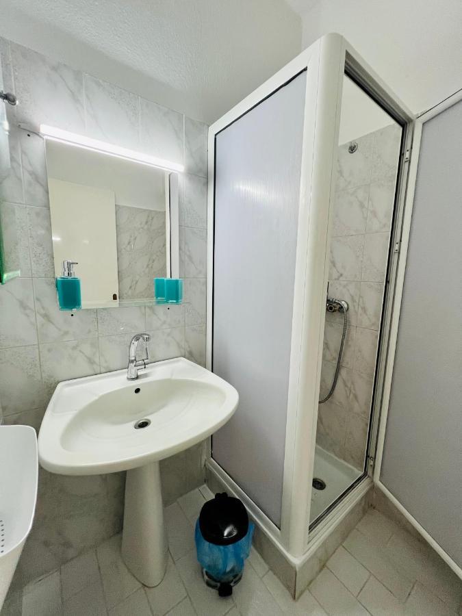 Atlantis Apartments Vrasná Екстериор снимка
